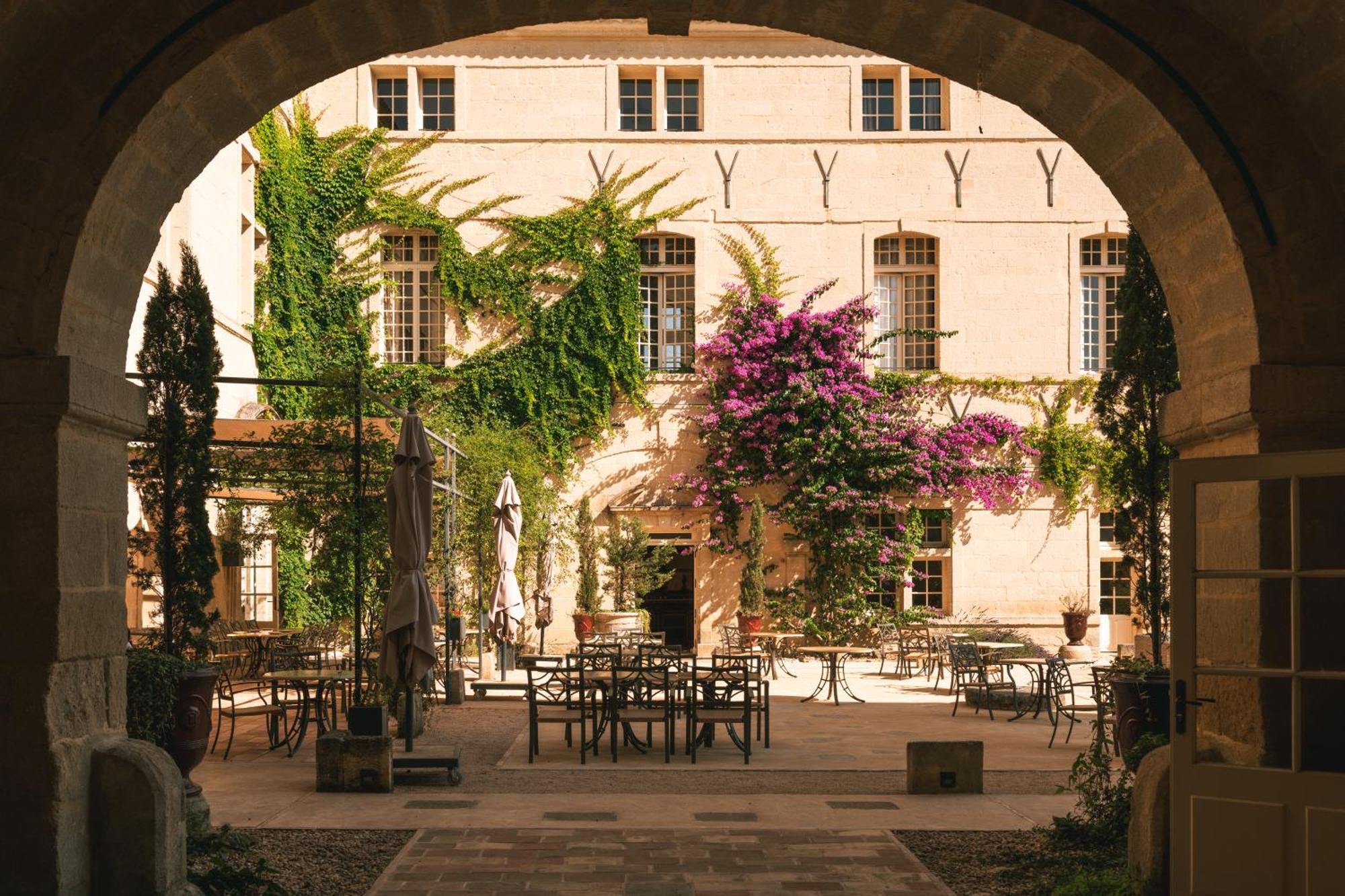 Chateau De Pondres Villevieille Bagian luar foto